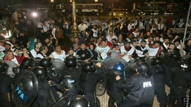 CTA expresa su más profundo repudio a la represión de los docentes en Buenos Aires