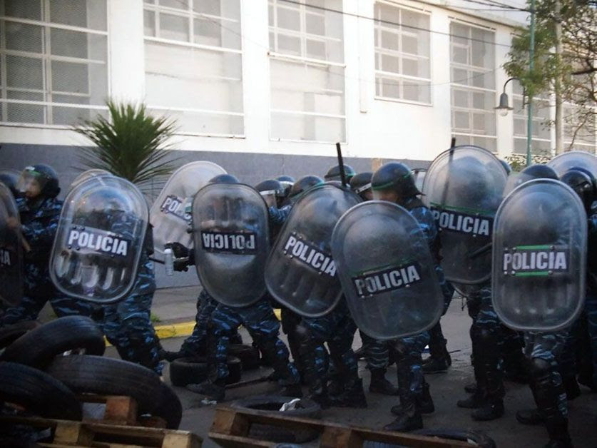 CTA Fisque Menuco repudia la brutal represión a los trabajadores de PepsiCo