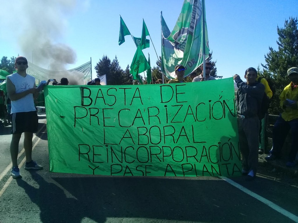 Urgente | Ahora ATE bloquea todo el aeropuerto de Bariloche 