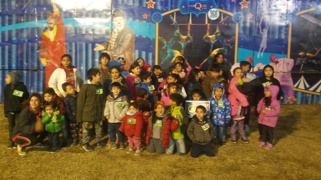 El MAP organizó una visita al Cirque XXI con más de 40 niños