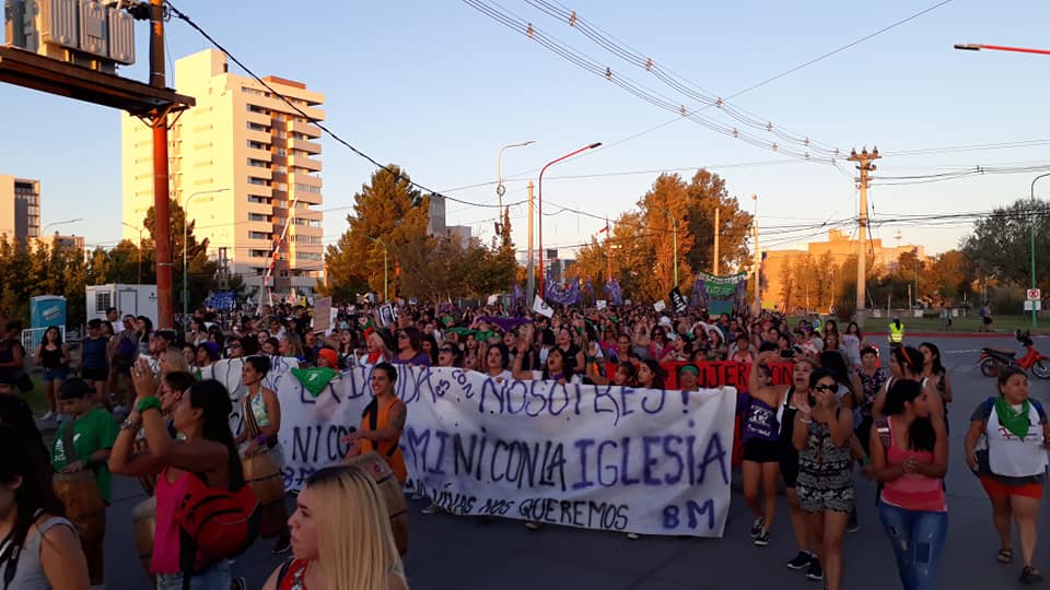 8 y 9 M | Mujeres de la CTA Autónoma se movilizaron en todo Río Negro