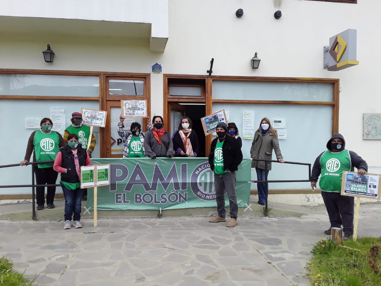 PAMI | ATE protestó en El Bolsón y denunció que la sede está acéfala