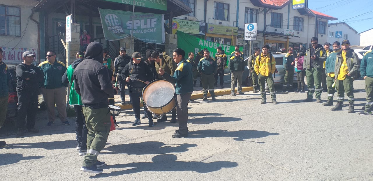 Splif | ATE protestó en el Centro Administrativo de Bariloche