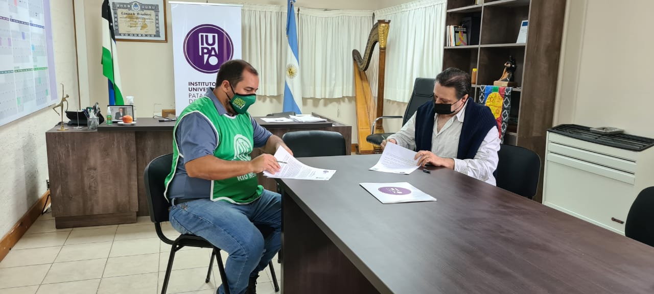 ATE firmó con IUPA un acuerdo de formación para afiliados y barrios populares 