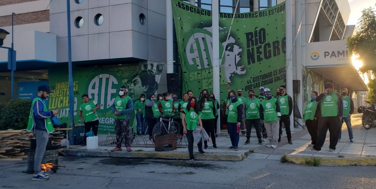 URGENTE | ATE bloquea oficinas de PAMI en toda la provincia