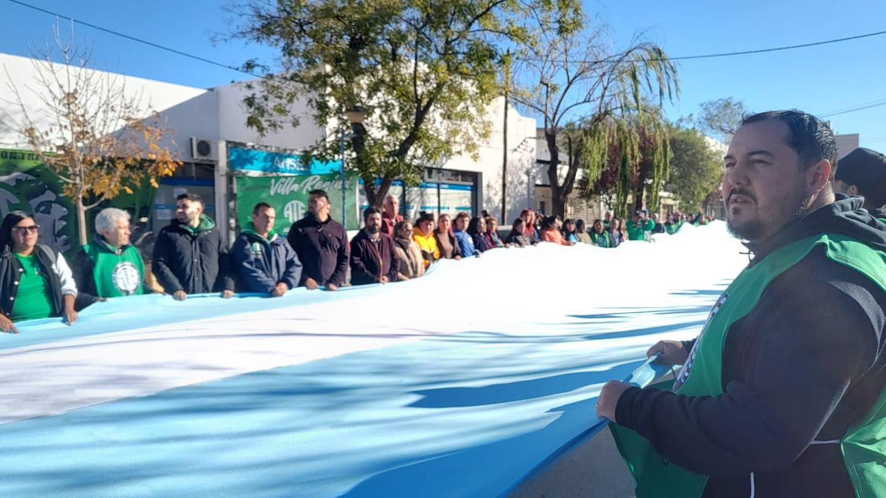 Ahora ATE abraza a la ANSES en Roca en un día cargado de protestas